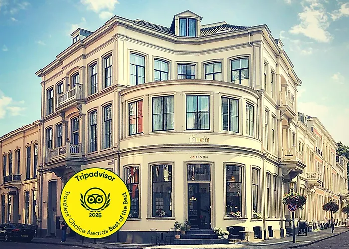 Finch Boutique Hotel, Downtown